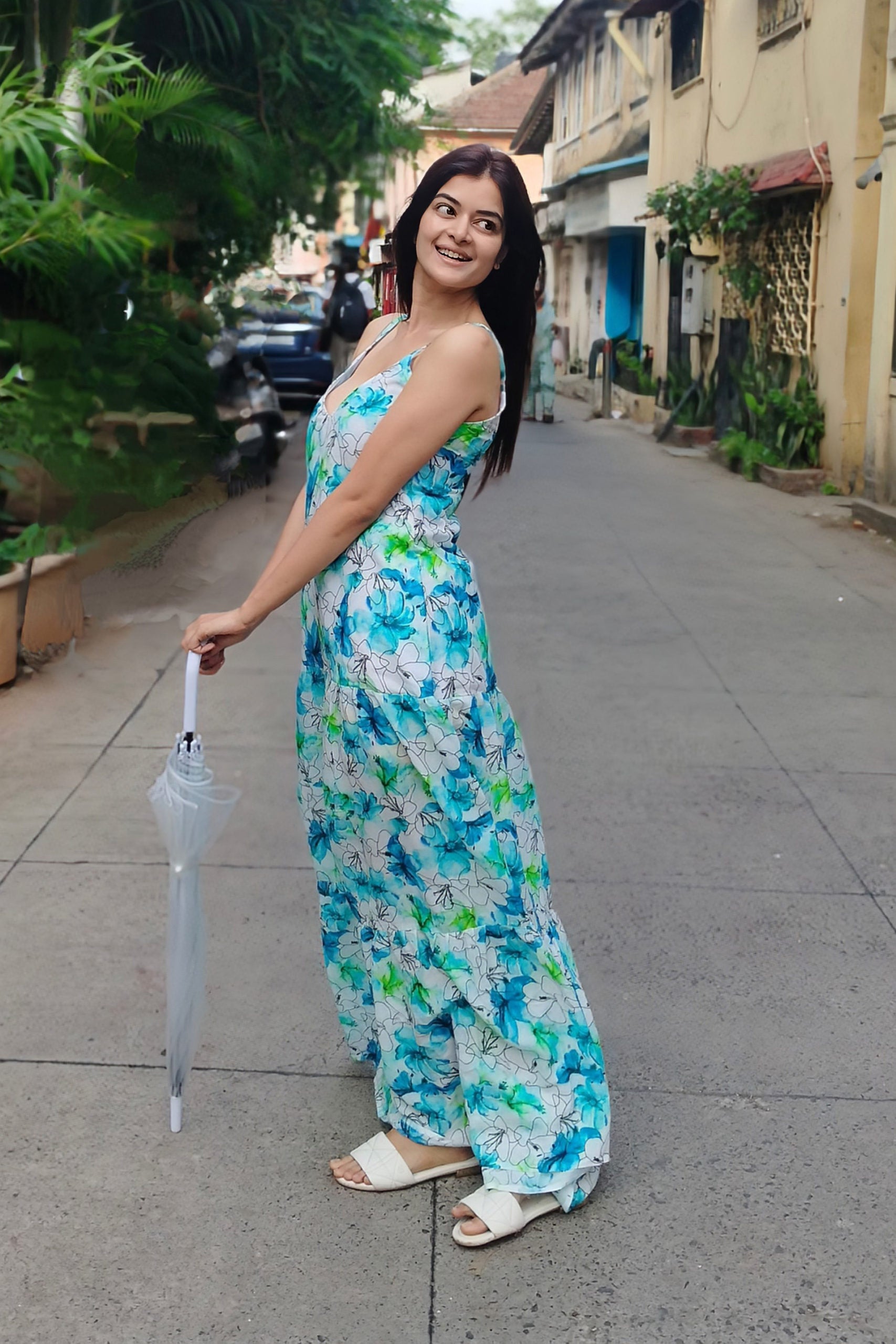 Floral Printed Strappy Maxi Dress