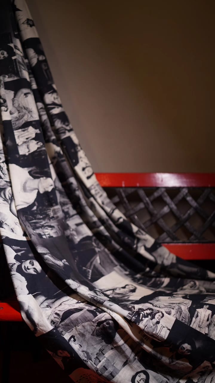 Maharani Gayatri Devi Printed Stole in Black & White