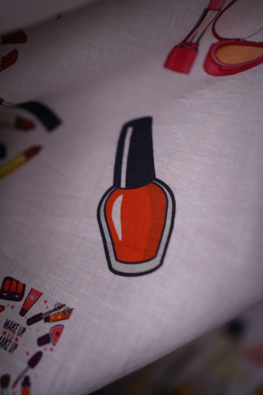 Fun Make Up Printed Stole